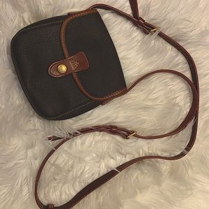 Dooney & Bourke cross body purse
